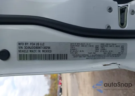 2022 Jeep Compass Trailhawk 4X4 from USA, damaged, VIN 3C4NJDDB0NT130294